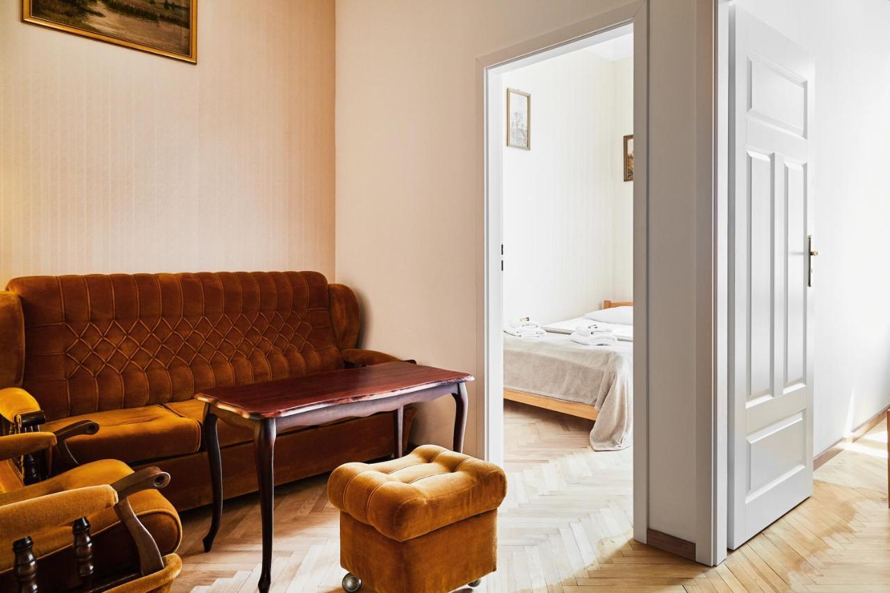 Top Location Apartments Topolowa Street Krakow Bagian luar foto