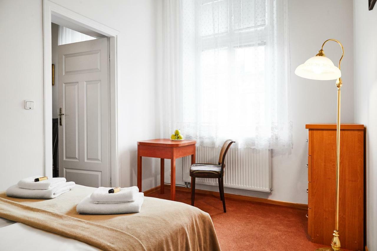Top Location Apartments Topolowa Street Krakow Bagian luar foto