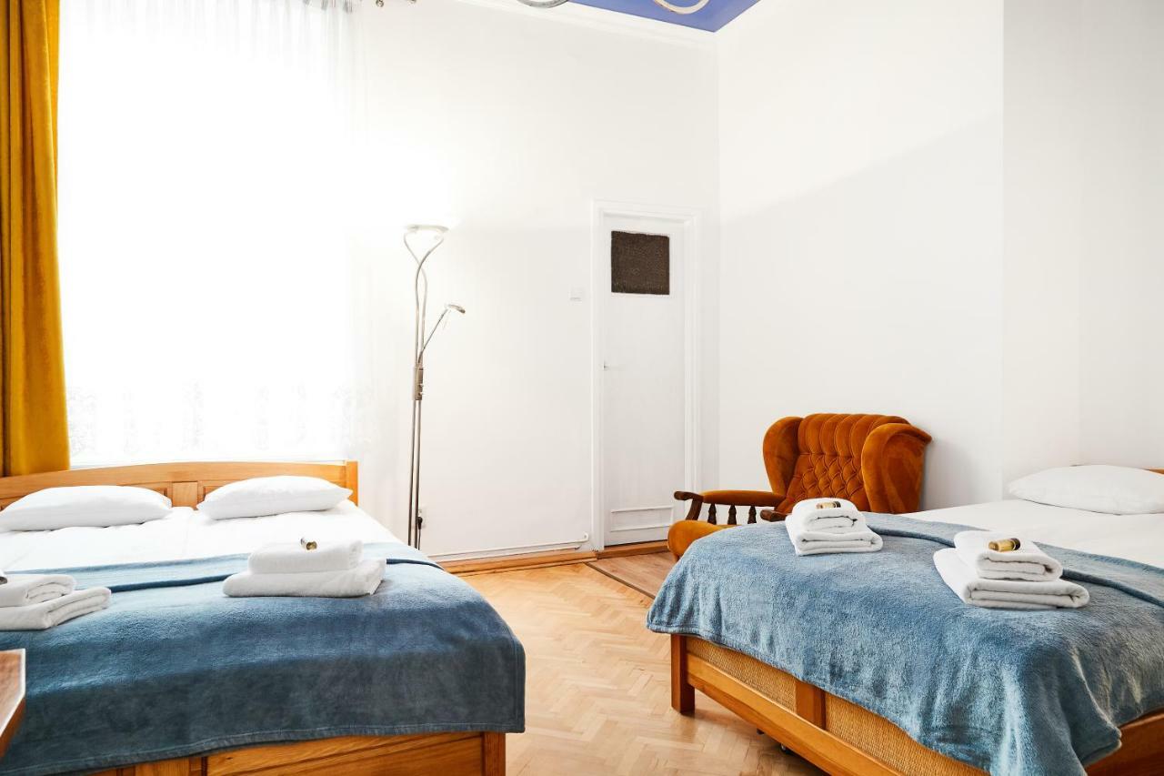 Top Location Apartments Topolowa Street Krakow Bagian luar foto
