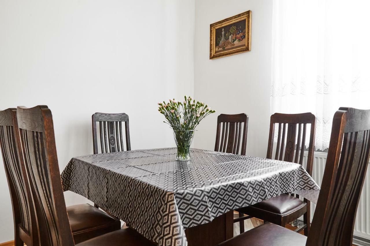 Top Location Apartments Topolowa Street Krakow Bagian luar foto